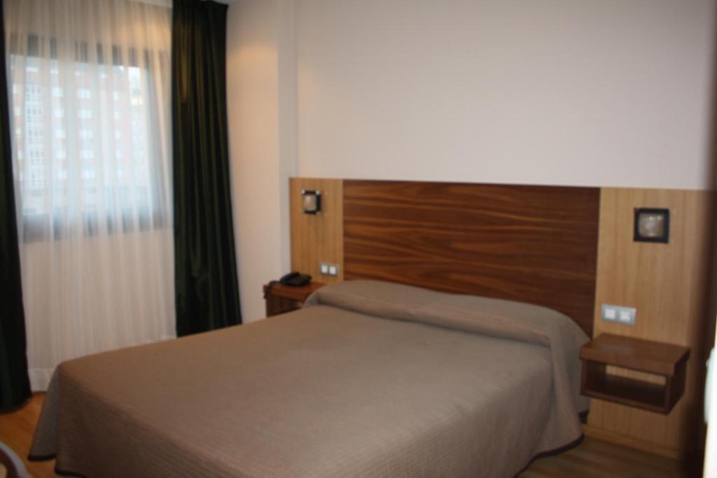 Hotel Mar De Plata Sarria Phòng bức ảnh